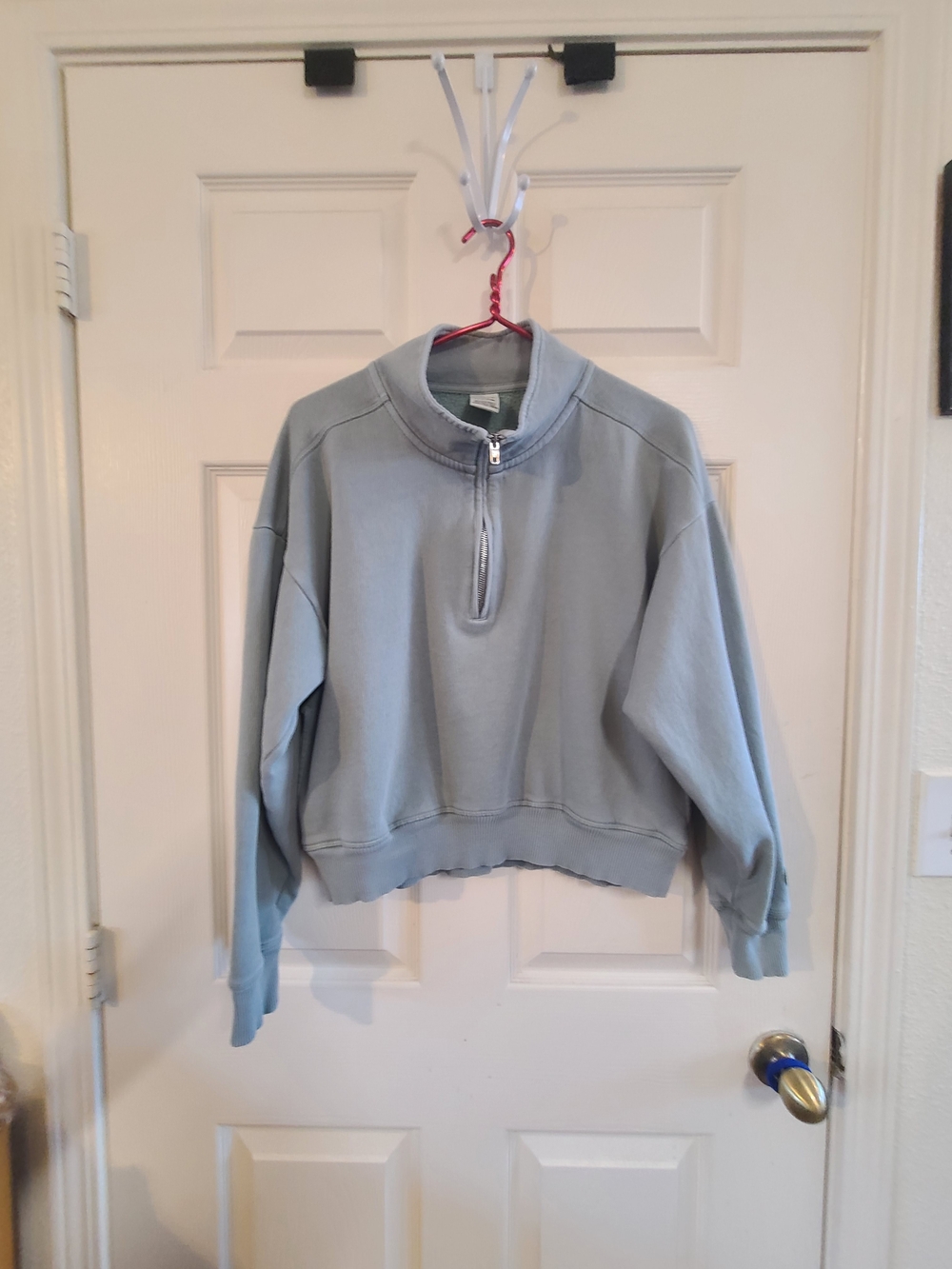 PINK Victoria's Secret Soft Green Half-Zip Cropped Pullover